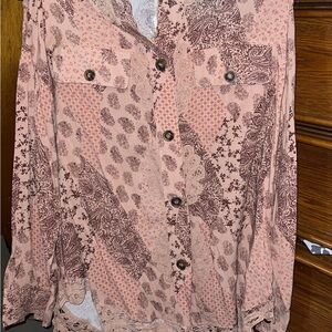 Buckle Pink Paisley Crochet-Trim Button Front Blouse